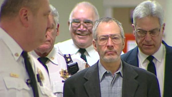Mugshots - Robert Durst: Money, Murder & Mystery