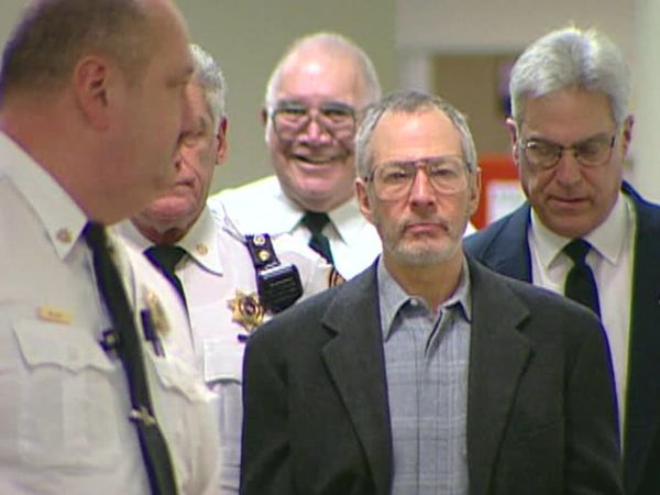 Mugshots - Robert Durst: Money, Murder & Mystery