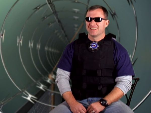 Fugitivos de la ley: Los Ángeles - Episodio 1