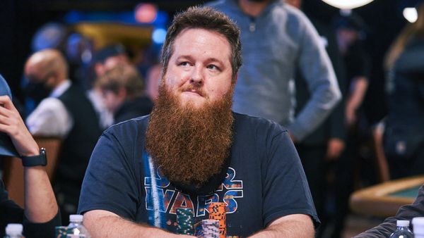WSOP Main Event 2021 - Episodio 8