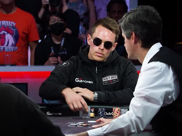 WSOP Main Event 2022 - Episodio 15