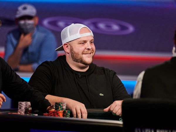 WSOP Main Event 2021 - Episodio 6