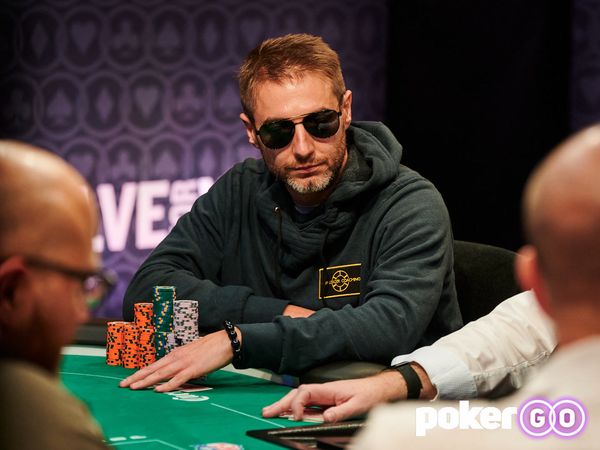 WSOP Main Event 2021 - Episodio 2