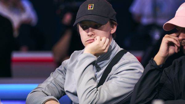 WSOP Main Event 2021 - Episodio 9