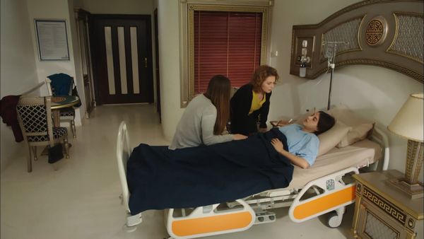 La señora Fazilet y sus hijas - Episodio 8