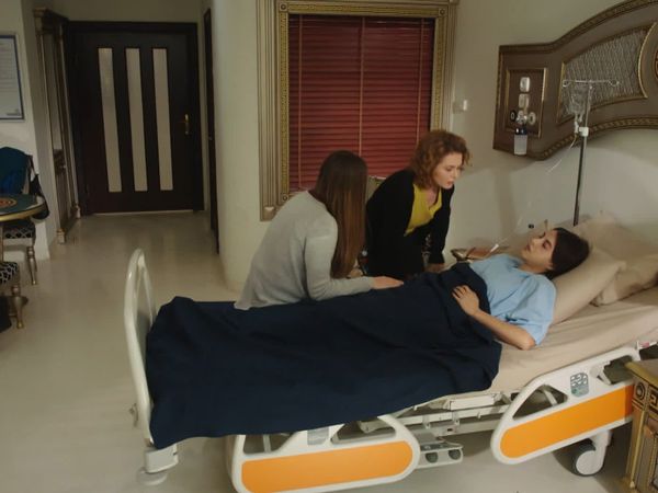 La señora Fazilet y sus hijas - Episodio 8