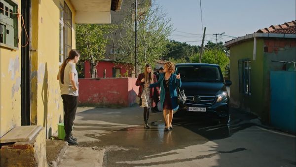 La señora Fazilet y sus hijas - Episodio 14