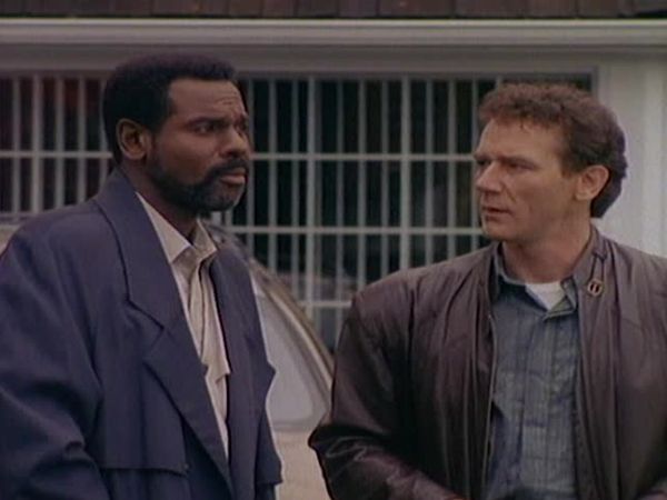 21 Jump Street - Episode 11: Equal Protection