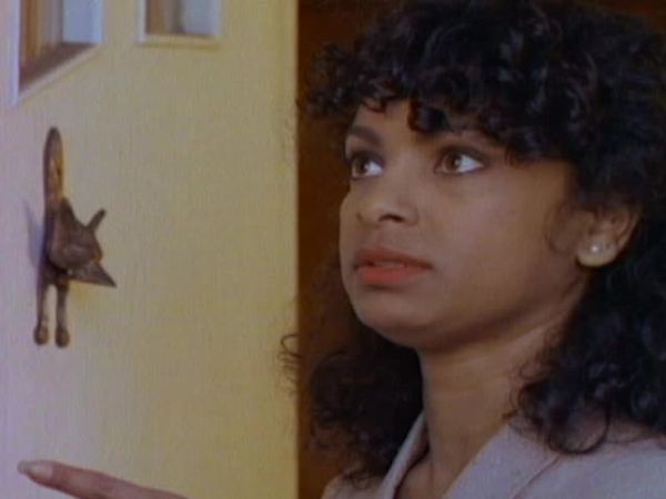 21 Jump Street - Episode 21: Homegirls