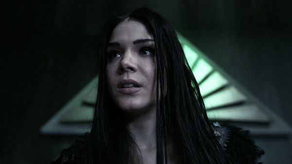 The 100 - The Dark Year