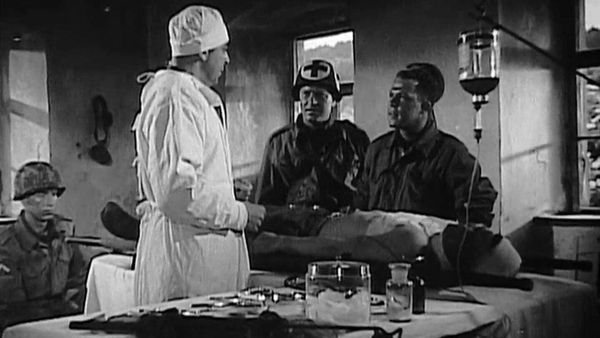 The Big Attack: Combat Heroes of WWII - Aid Man