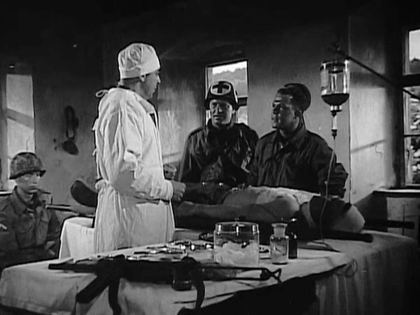 The Big Attack: Combat Heroes of WWII - Aid Man
