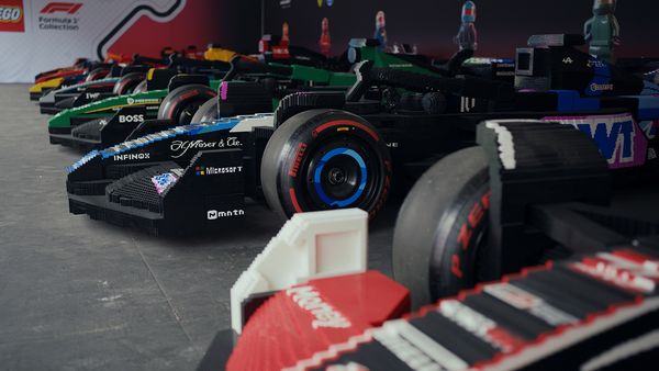 Bricks on Track: Building the LEGO F1 Drivers' Parade - Bricks on Track: Building the LEGO F1 Drivers' Parade