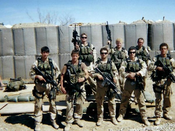 Special Ops True - Robert's Ridge: Leave No Man Behind