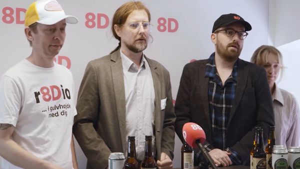 r8Dio Specials - Pressemøde 2024 - Fake annoncer