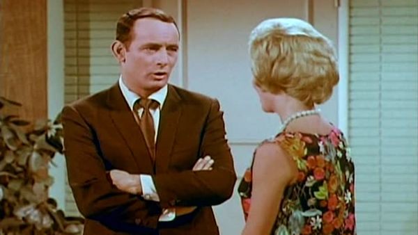The Joey Bishop Show - A Woman's Place