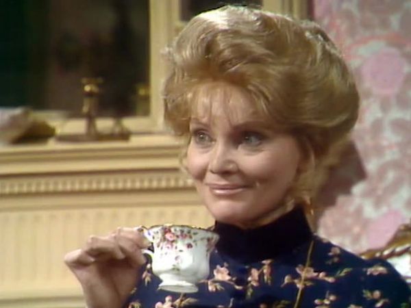 Affairs of the Heart (1974) - Elizabeth