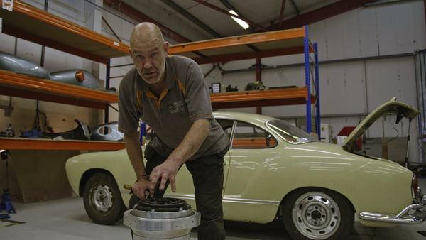 Vintage Voltage - Volkswagen Karmann Ghia