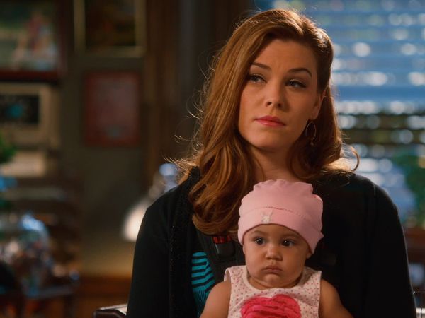Hart Of Dixie - The Curling Iron