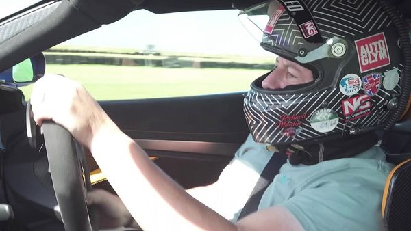 EVO - Porsche 911 GT3 RS vs. McLaren 750S vs. Radical SR3 XXR Leaderboard Special
