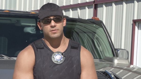 Fugitivos de la ley: Los Ángeles - Episodio 6