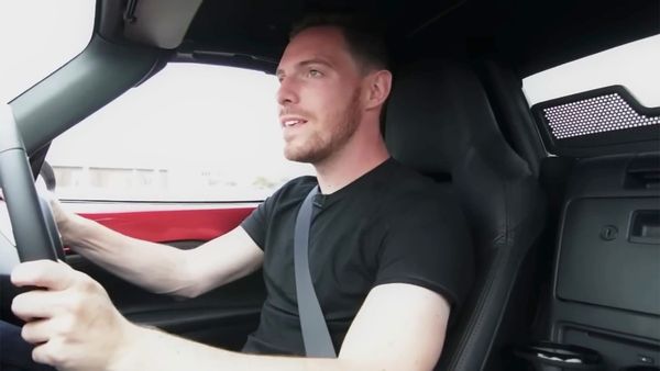 EVO - Porsche 959 Test Drive / Toyota GT86 vs. Mazda MX-5 Deadly Rivals