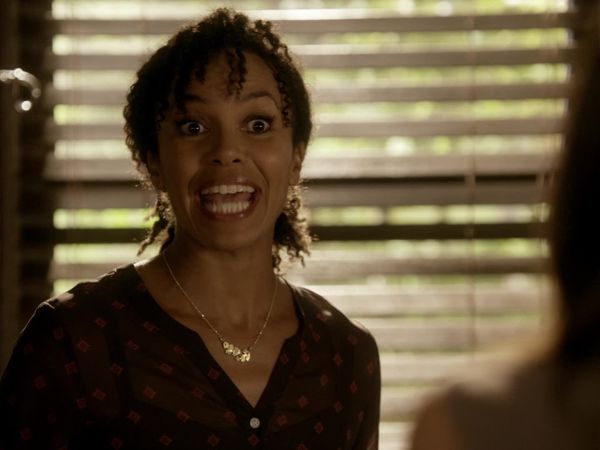 Hart Of Dixie - The Crush & the Crossbow
