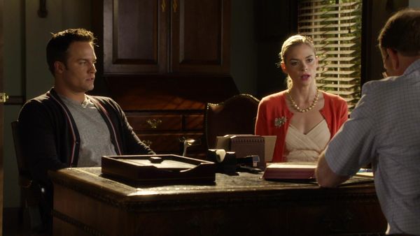 Hart Of Dixie - The Race & The Relationship
