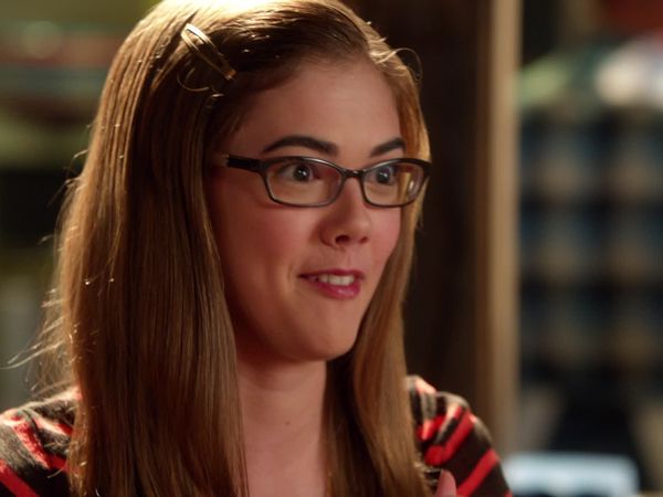 Hart Of Dixie - Baby, Don't Get Hooked on Me