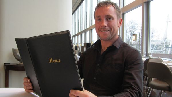 Dinner Date - Tom from London