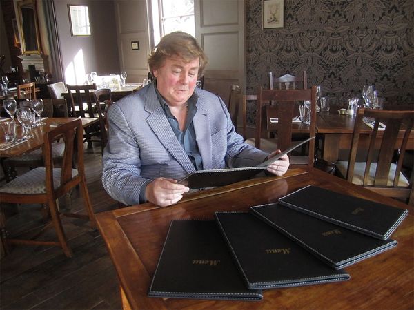 Dinner Date - Nigel from London
