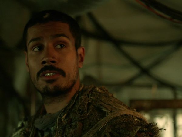 The 100 - The Old Man and the Anomaly