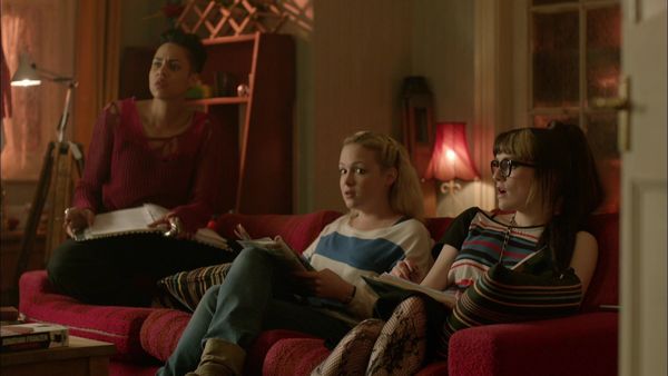 Fresh Meat - Episode 2