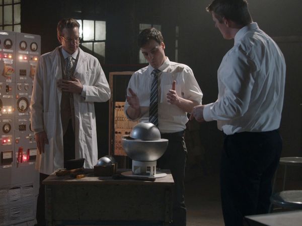 Deadly Science - Chasing Particles