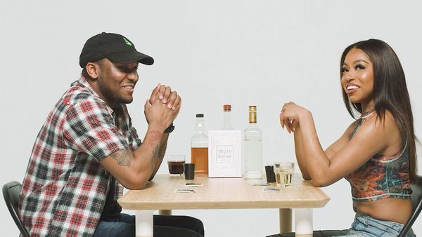 Truth or Drink - Strangers, Secrets & Strong Drinks