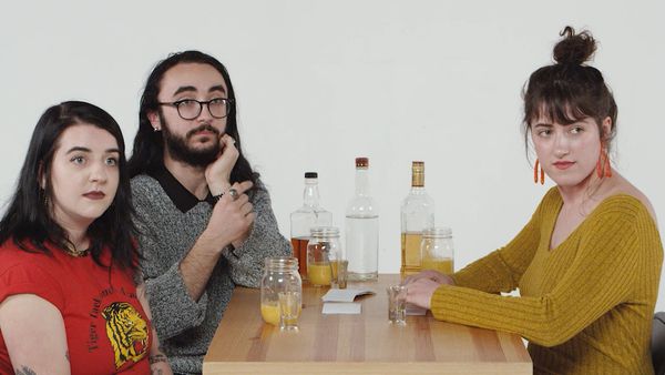 Truth or Drink - Relationship Roulette