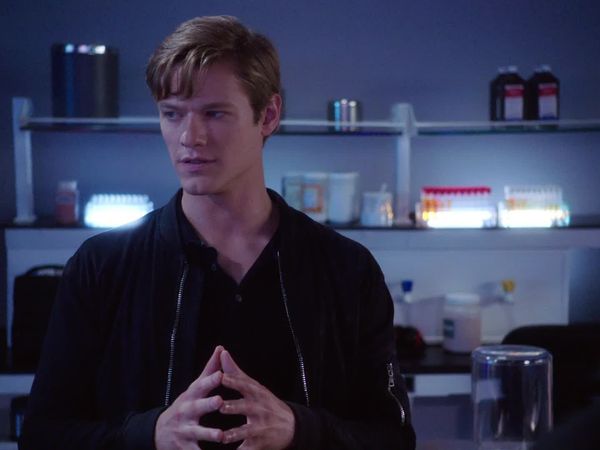 MacGyver - Red Cell + Quantum + Cold + Committed