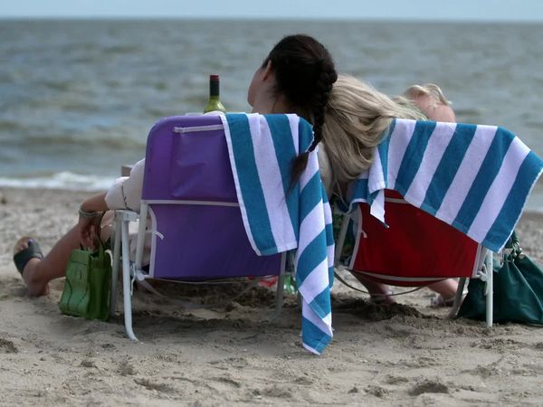 Sunshine Slayings - Tatiana & Liubov