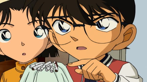 Detective Conan - Pista de estrellas y cigarrillos (II)