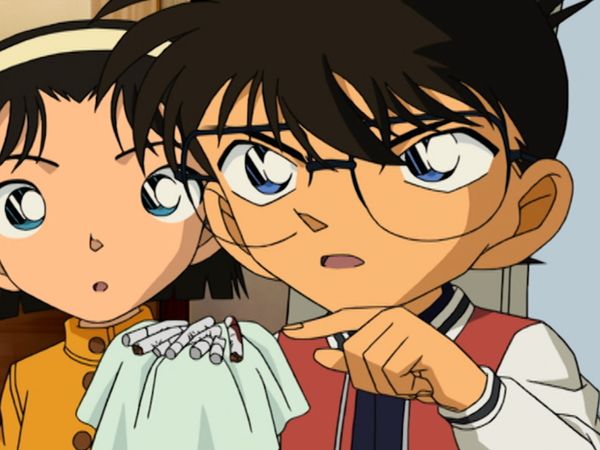 Detective Conan - Pista de estrellas y cigarrillos (II)