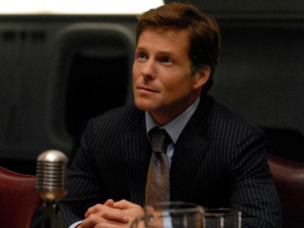 Battlestar Galactica - The Ties That Bind