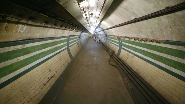 Secrets Of The London Underground - Piccadilly Circus