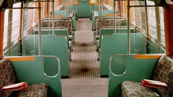 Secrets Of The London Underground - Waterloo & City / Mark Lane