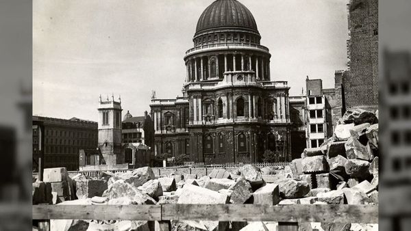 Secrets Of The London Underground - Brompton Road / St. Paul's