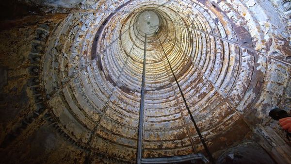 Secrets Of The London Underground - Elizabeth Line / Angel