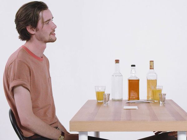 Truth or Drink - Twin It to Win It