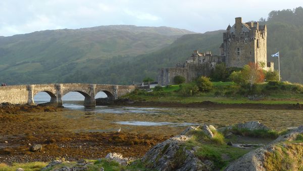 Walking Through History - Battle In The Glens