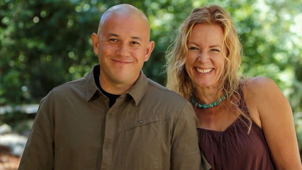 Tiny House Hunting - Episode 221