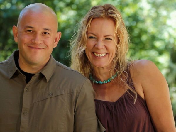 Tiny House Hunting - Episode 221