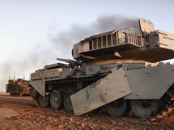 War Machines - Advancing Destruction
